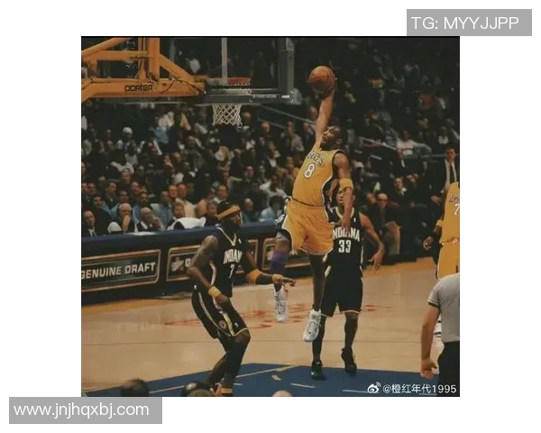 深圳篮球队在篮球团队协作排行榜中荣获第六名展现出强大团队精神与默契配合