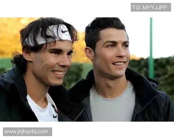 南京网球队在城市联赛中的默契配合与欧冠足球的精彩对比分析